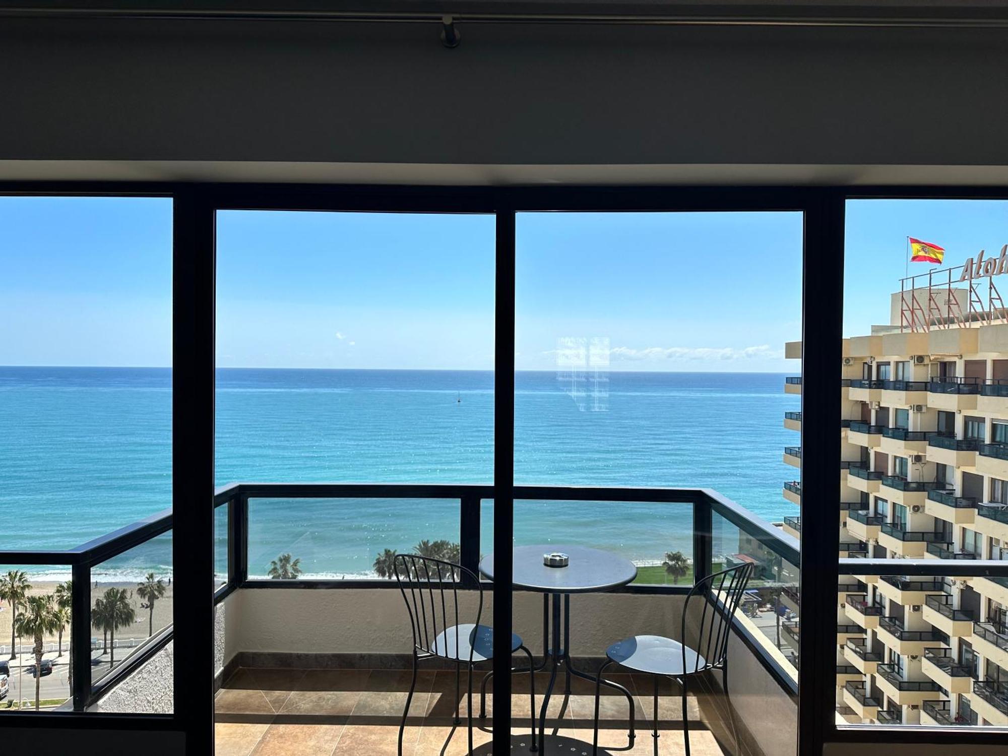 Apartamento Aloha Playa Sol Y Mar Benalmádena Exterior foto