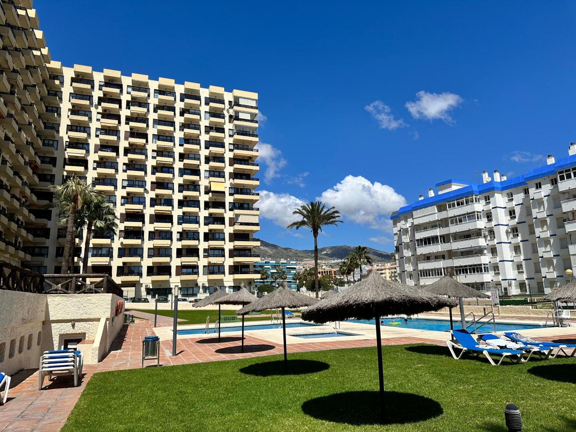 Apartamento Aloha Playa Sol Y Mar Benalmádena Exterior foto